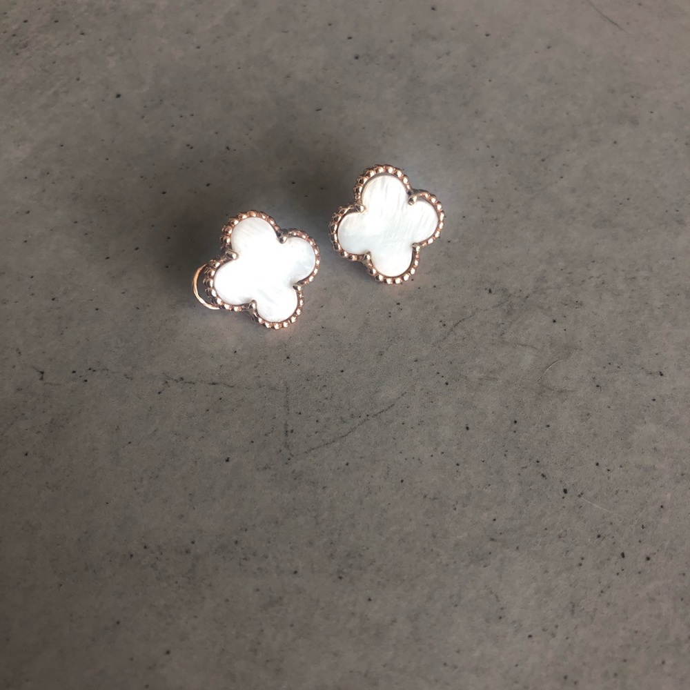 Van Cleef style earrings